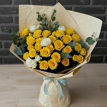 Букет цветов из:  Розы в Конаково