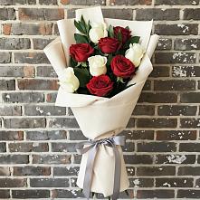 Букет цветов из:  Розы в Конаково