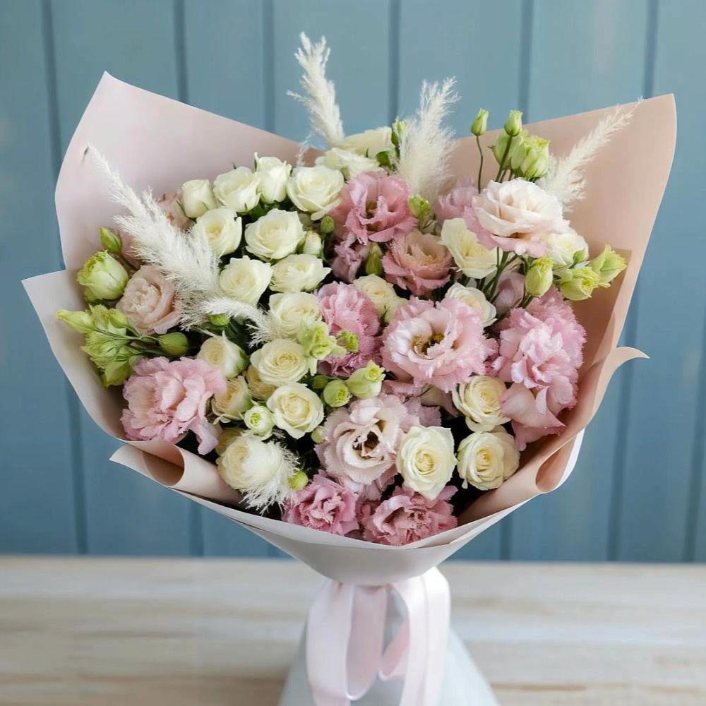 Букет цветов из: Альстромерии и Розы в Конаково