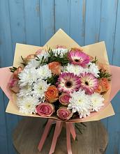 Букет цветов из:  Розы, Герберы и Хризантемы в Конаково