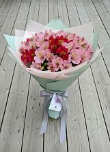 Букет цветов из:  Альстромерии в Конаково