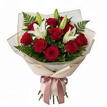 Букет цветов из:  Лилии и Розы в Конаково