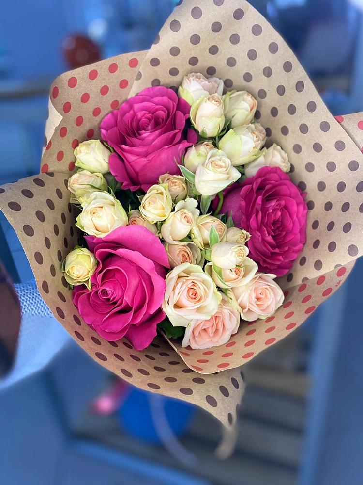 Букет цветов из: Розы в Конаково