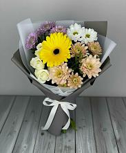 Букет цветов из:  Розы, Герберы и Хризантемы в Конаково