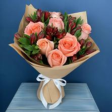 Букет цветов из:  Розы и Альстромерии в Конаково