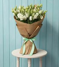 Букет цветов из:  Лизиантусы в Конаково