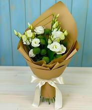 Букет цветов из:  Хризантемы и Лизиантусы в Конаково