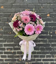 Букет цветов из:  Герберы и Хризантемы в Конаково