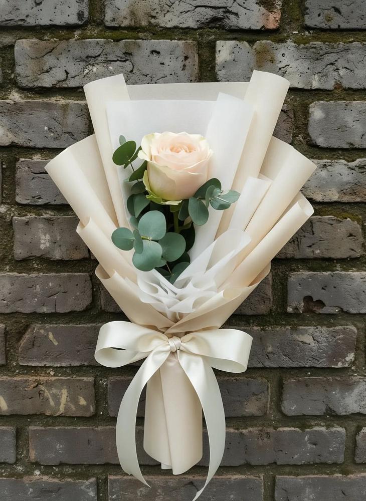 Букет цветов из: Розы в Конаково