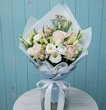 Букет цветов из:  Розы и Лизиантусы #REPLACE_PRED# Конаково