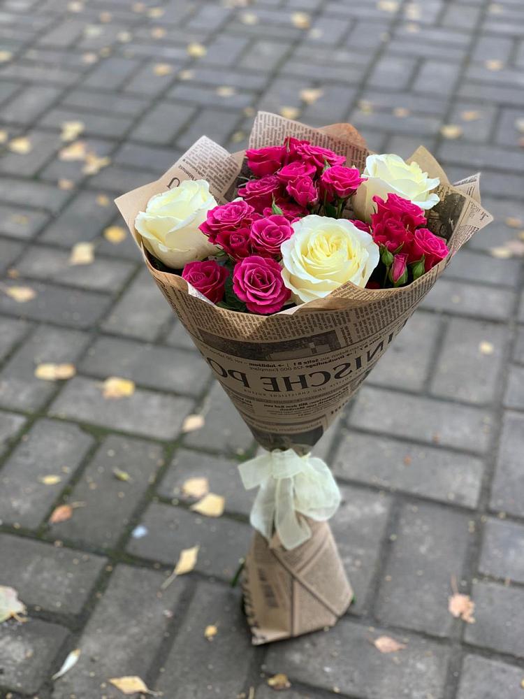 Букет цветов из: Розы в Конаково