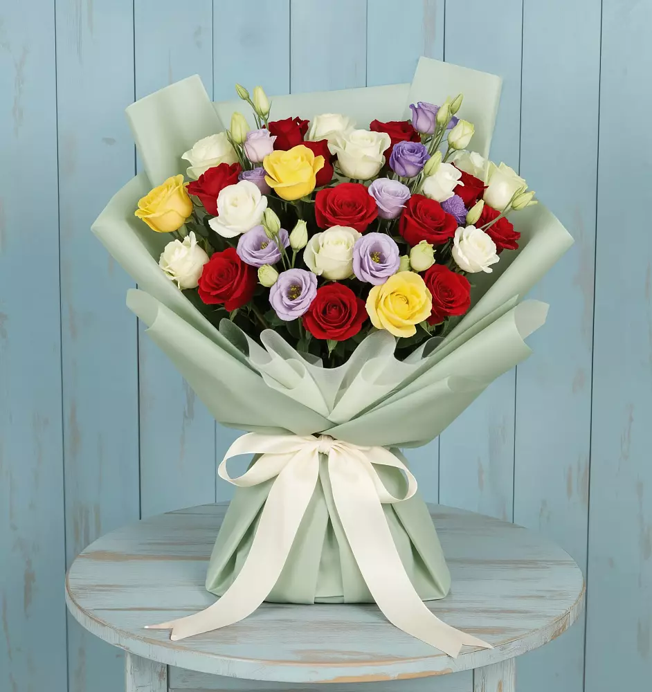 Букет цветов из: Розы в Конаково