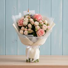 Букет цветов из:  Розы в Конаково